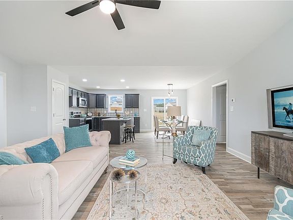 3rd image of 115 Knight Farm Rd