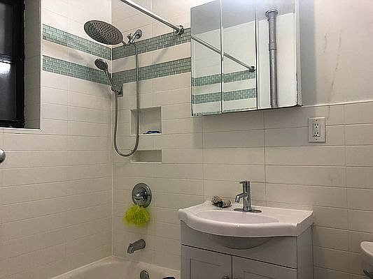 3rd image of 1901 Amsterdam Ave #2