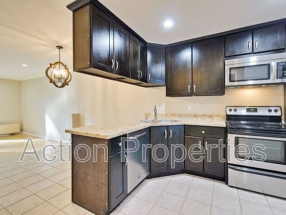 4th image of 3041 Kaiser Dr Unit G