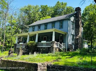 166 Alpine Lake Rd, Henryville, PA 18332