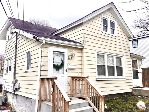 331-333 E Lincoln Ave, Barrington, IL 60010