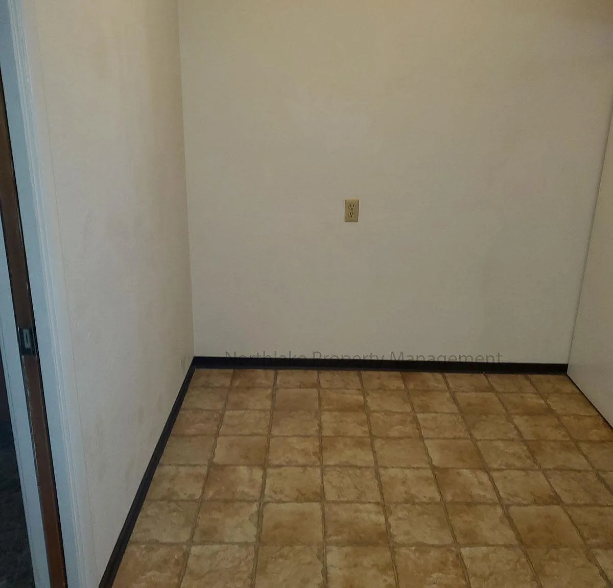 1 bed, $1,050 — Photo 4