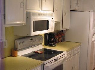 200 N Oak St, Van, TX 75790