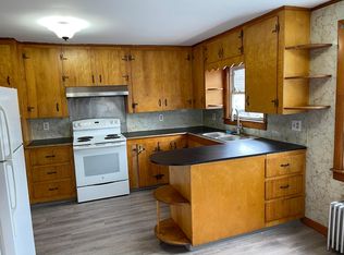 26 Marion St, Portland, ME 04101