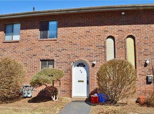 76 Wakefield Cir #76, East Hartford, CT 06118