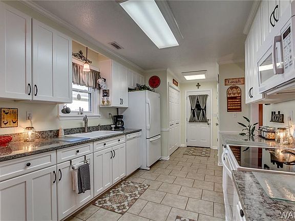4th image of 4690 Ashley Hill Cir