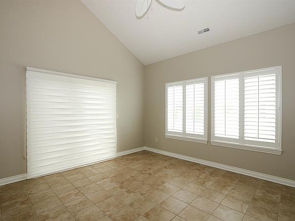 5th image of 6849 Liberty Cir