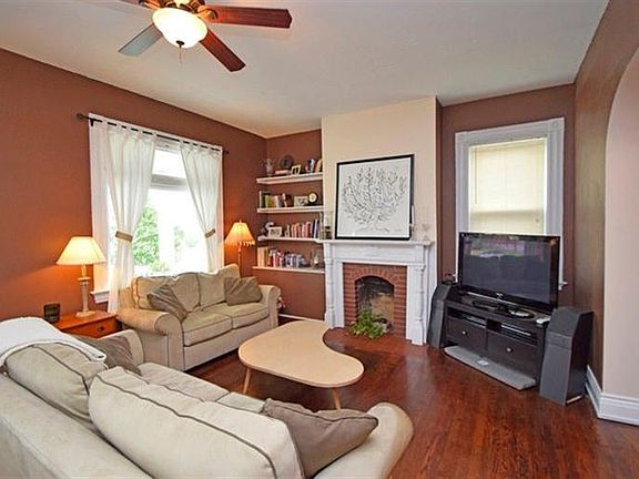 4th image of 4441 Ashland Ave
