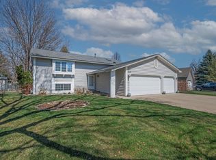 8205 Upper 145th St W, Apple Valley, MN 55124