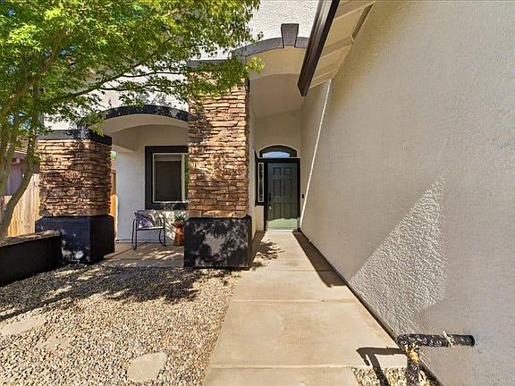 4th image of 1528 Latherton Way
