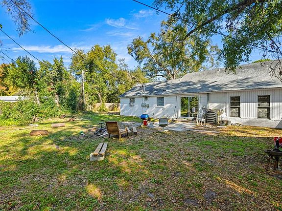 5th image of 1403 COLLEGE PARK LANE