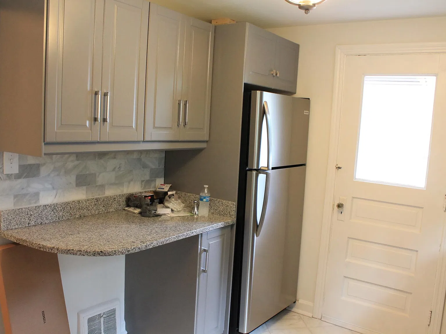 274 Barclay Ave — Photo 4