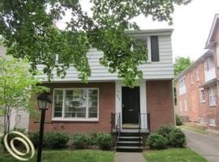 254 Merriweather Rd, Grosse Pointe Farms, MI 48236