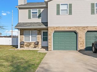 1704 Progress Ln, Belleville, IL 62221