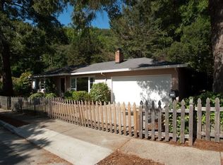 124 Manor Rd, Fairfax, CA 94930
