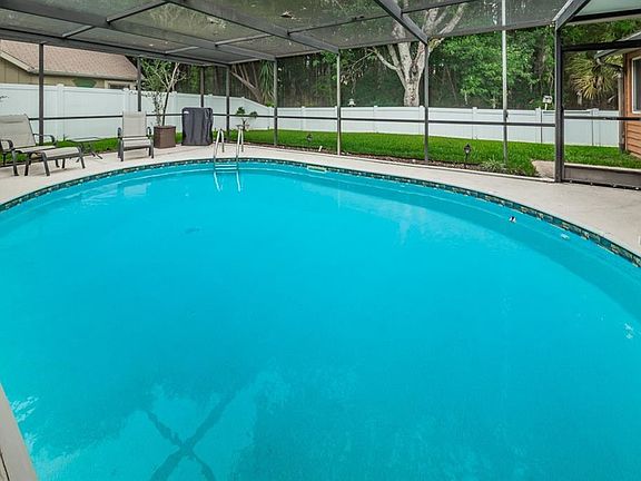 2nd image of 7107 Otter Creek Dr