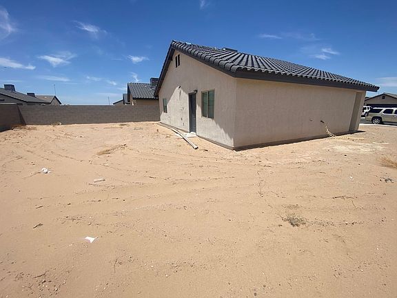 4th image of 4655 E Los Olivos Dr