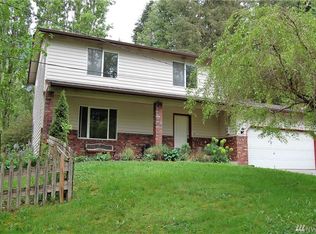 633 Crest Ln, Sedro Woolley, WA 98284