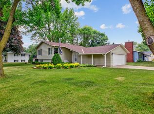 10 Mitchell Dr, Faribault, MN 55021