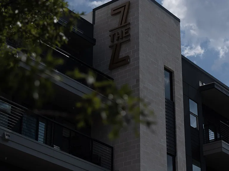 The Zenith — Photo 23
