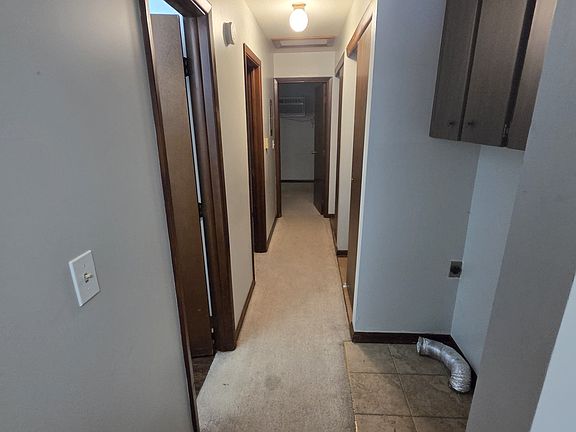 5th image of 5360 Chelsea Rd #1