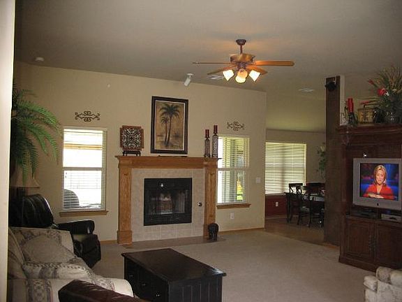 2nd image of 708 SW 160th By #10-000