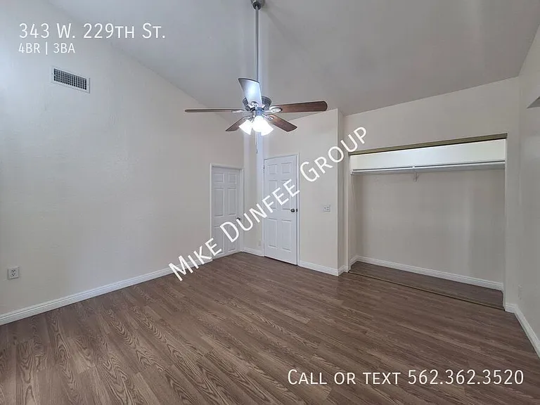 343 W 229th St — Photo 17