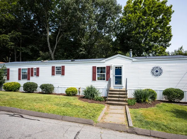 66 Mountainview Road, East Hampton, CT 06424