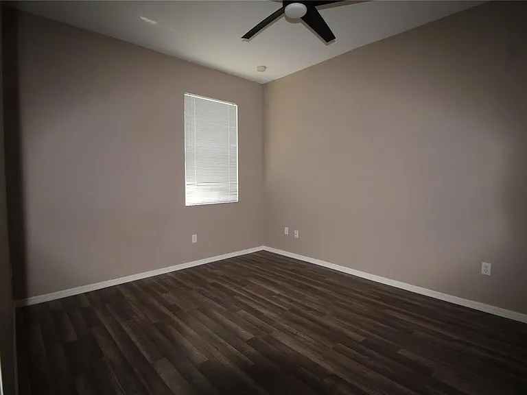 3724 Eagle Pass St — Photo 11