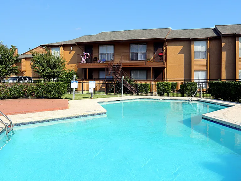 Ashford Casa Bella-Swimming Pool