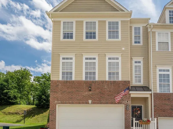 430 Saint Andrews Dr, Morgantown, WV 26508