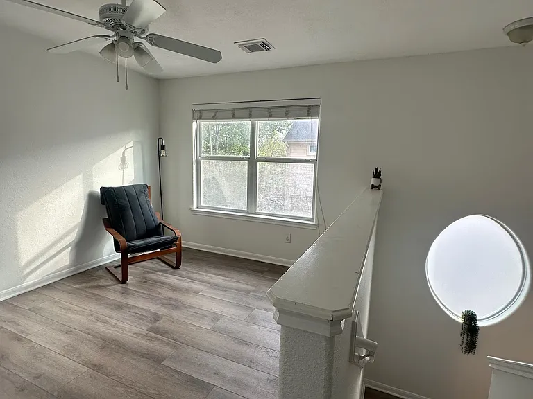 2232 Naomi St — Photo 13
