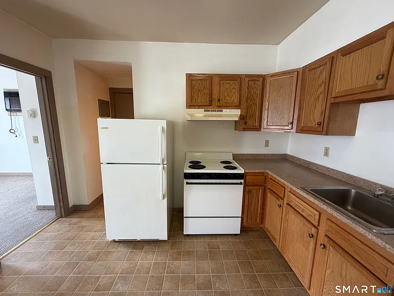 277 N Main St #3 — Photo 6
