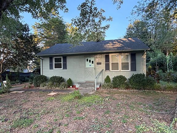 3rd image of 114 N Garden Ave