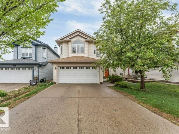 16315 55th St NW, Edmonton, AB T5Y 3K9