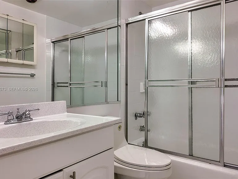 1950 S Ocean Dr #11M — Photo 17