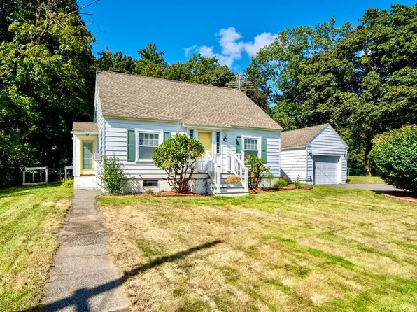 17 Darling Street, Bedford, NH 03110