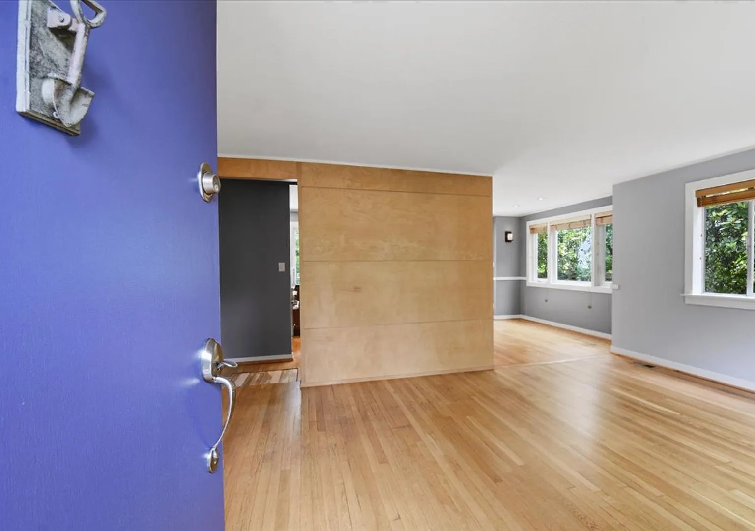 1Bd/1Ba Seattle Home — Photo 2