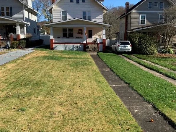 314 Muskingum Dr, Marietta, OH 45750