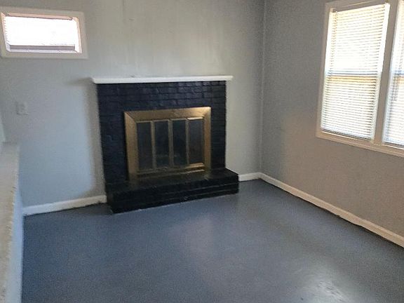 3rd image of 3831 Hearn Dr