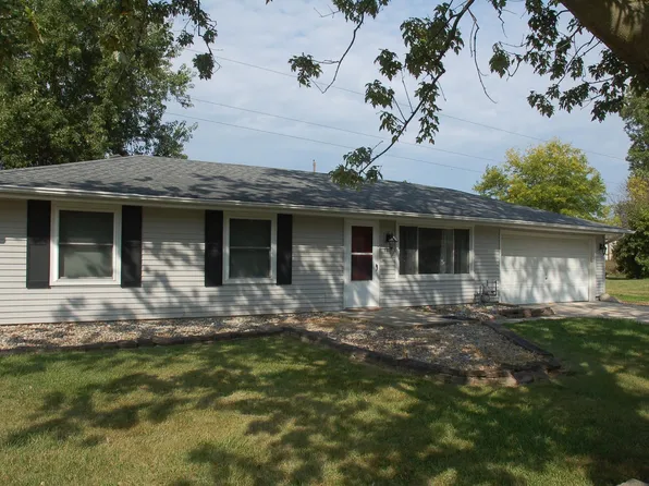 6401 Salge Dr, Fort Wayne, IN 46835