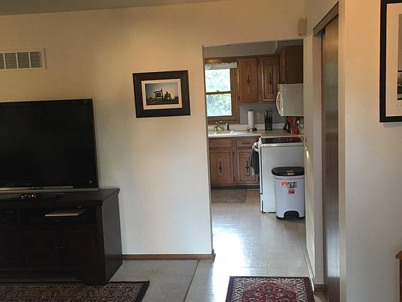 4th image of 1140 N 116th St