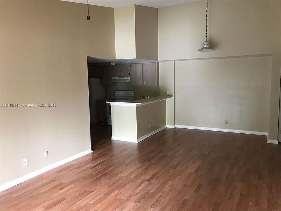 1st image of 10725 Cleary Blvd