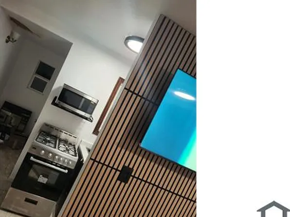 716 W 60th St #1-2, Los Angeles, CA 90044
