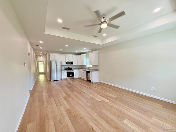 3rd image of 218 Alton Rd