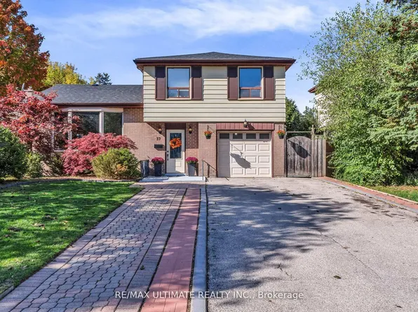 37 Banbury Ct, Brampton, ON L6T 1Y9