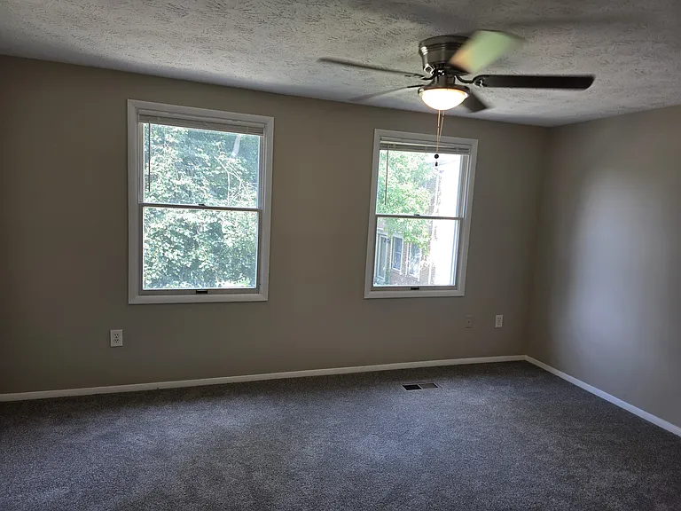 19136 Partridge Wood Dr — Photo 10