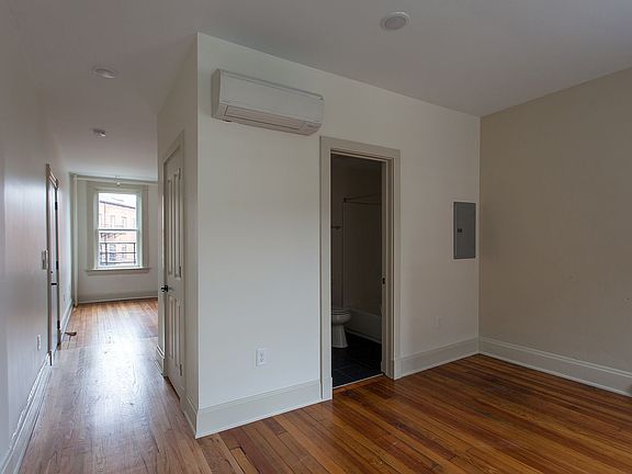 4th image of 57 E McMicken Ave APT 2