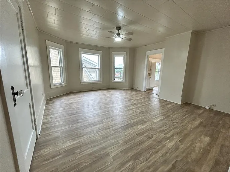377 Lawson Ave #2 — Photo 4
