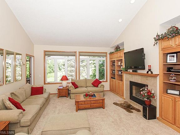 5th image of 13046 Harpers St NE